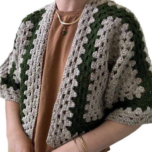 Handmade Crochet Granny Square 100% Wool Cardigan Tan Green Retro Hippie Sz M - Picture 3 of 5